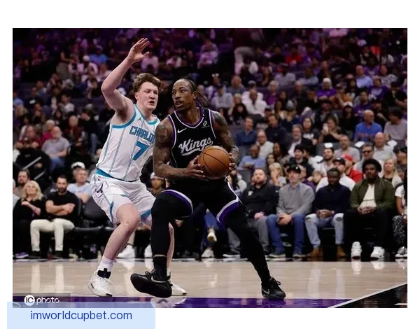 国王惨败黄蜂44分赛后球队官推调侃称最终比分自行查阅NBA官网
